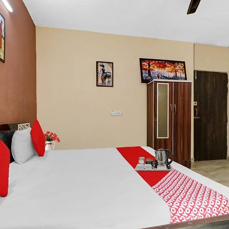 Hotel O Dream Palace Új-Delhi Kültér fotó
